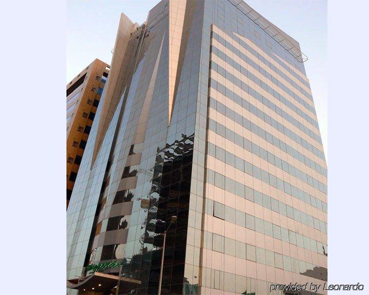 Gloria Hotel Doha Exterior foto